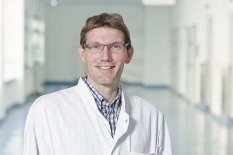 Dr. Matthias Schmitter